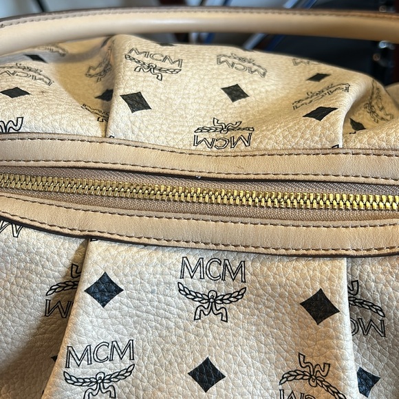 MCM Large Shoulder Bag - Picture 7 of 10